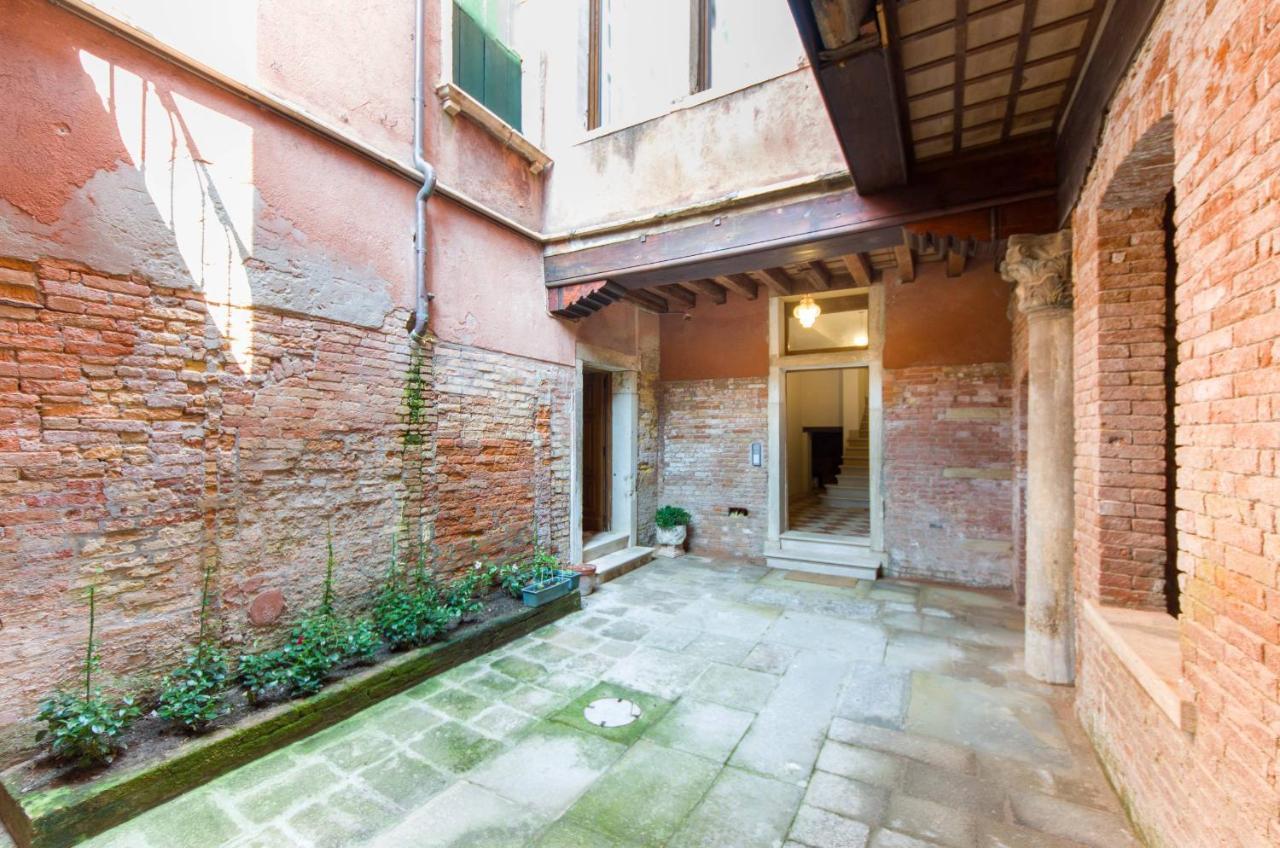 Ferienwohnung Residenza La Torretta Venedig Exterior foto